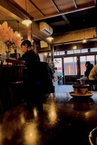 街の歴史を引き継いだカフェでのんびりする日 -京都・島原エリア-【FUDGENA：おおえさきの週末京都クリップ vol.22】