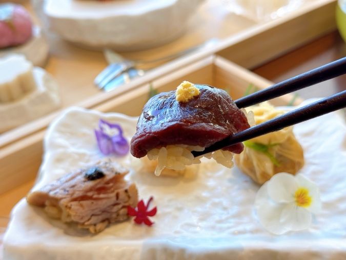 寿司割烹 ともづな 桜肉