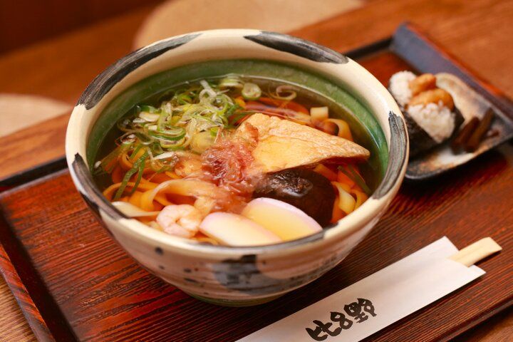 きしめんに味噌カツ、ひつまぶしも。地元で愛され続ける「比呂野」で名古屋グルメ三昧