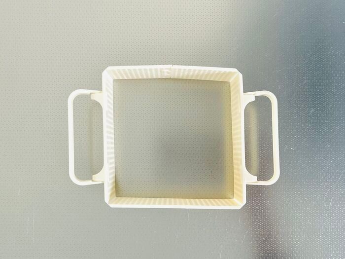 【ダイソー】不思議な『枠』に詰めるだけで…？→地味に面倒な作業がめちゃラクに！1個あると便利です♪