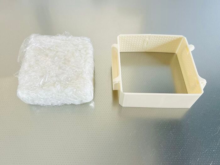 【ダイソー】不思議な『枠』に詰めるだけで…？→地味に面倒な作業がめちゃラクに！1個あると便利です♪