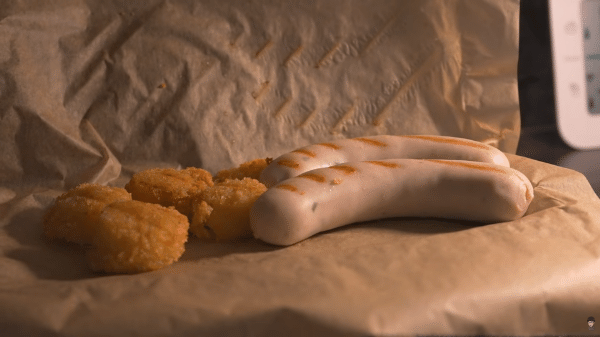 知らないと損！冬キャンプで一番つらい「足先の冷え」、靴下でここまで変わる