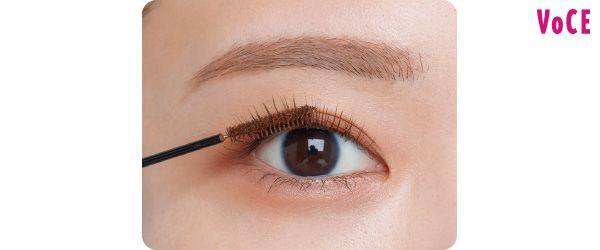 （6）まつげはブラウン。繊細タイプでナチュラルに長く