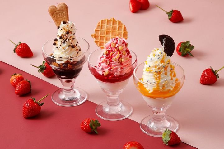 人気のシェフズスペシャルパフェ