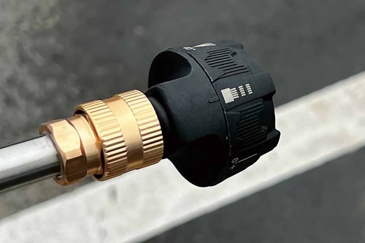 【カスタムジャパン｜スマートポータブル01 高圧洗浄機】洗車環境を選ばない、水道、電源いらず！【編集スタッフが本気で試す！みんなのテスト】