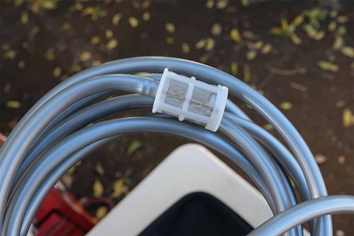 【カスタムジャパン｜スマートポータブル01 高圧洗浄機】洗車環境を選ばない、水道、電源いらず！【編集スタッフが本気で試す！みんなのテスト】