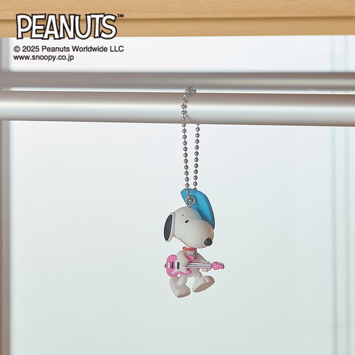 背面ミラー付きダブル棚板のコレクションキャビネット3