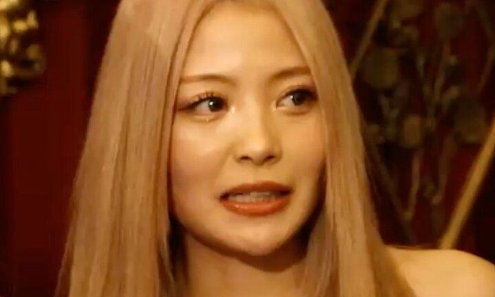 【写真・画像】人気女芸人の美人妹、街頭インタビューを受けるも後悔「エピソードが弱かった」 1枚目