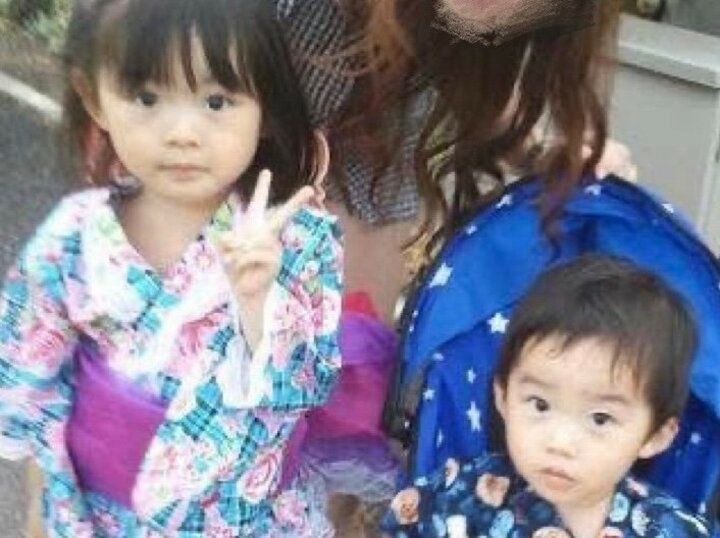 【写真・画像】現在は告白された人数11人のモテモテ高1美女に成長！弟とのかわいすぎる幼少期の写真に反響「美男美女」 1枚目