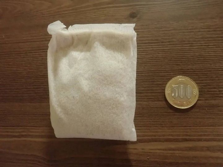 DAISO(ダイソー)：油吸収パッド(14個)