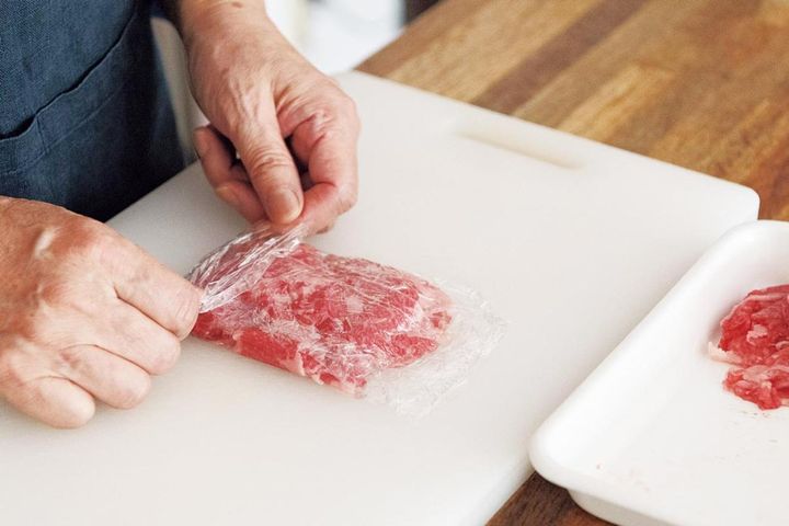 70代ひとり暮らしの食事づくり。キッチンにあると助かる2大家電とは？【料理家・大庭英子さん】