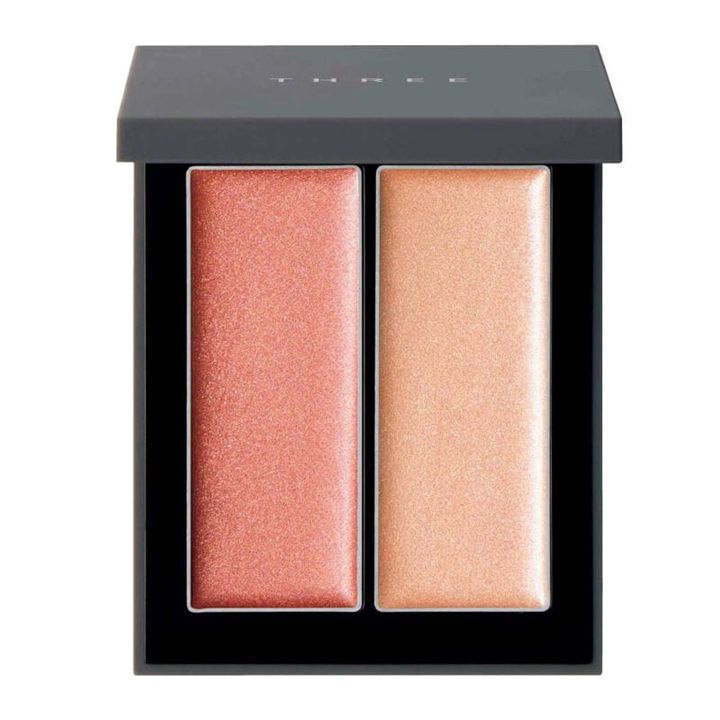 【THREE】シマリング グロー デュオ R 02（全2色） 4950円（THREE）