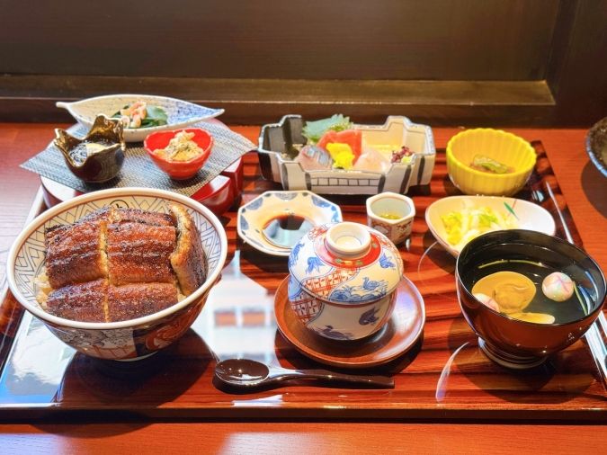 炭焼 うな富士 福岡大名別邸 上膳