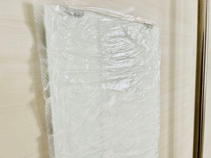 お風呂の鏡がピカピカに！諦めかけていた『ウロコ汚れ』を簡単に落とす方法