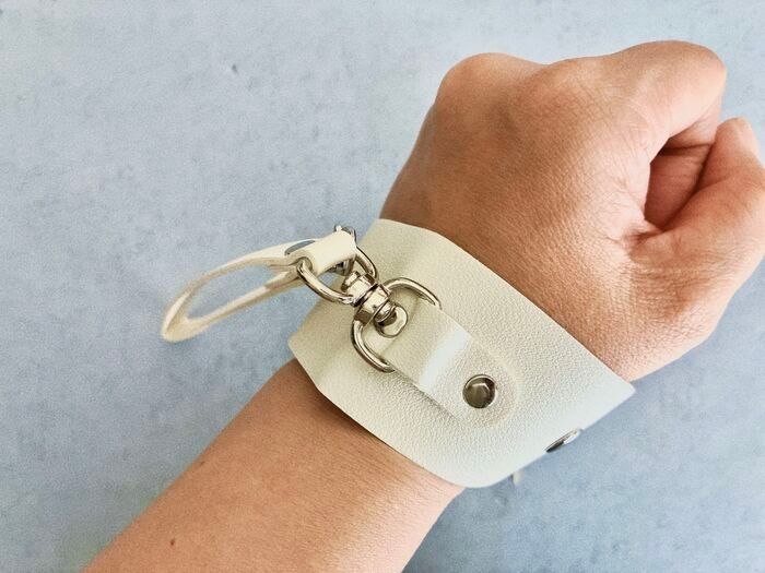 【キャンドゥ】冬のお悩みにコレ！ストラップ＋ベルトが使いやすい！お出かけで大活躍の予感