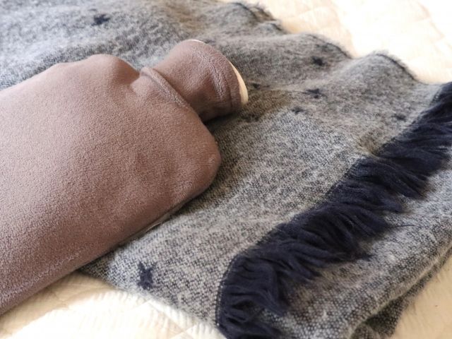 モバイルバッテリーで自動供給。冬キャンプを変えるペレットストーブが凄すぎる！