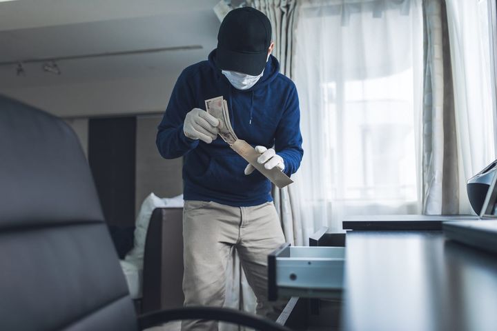 子どもが犯罪に加担しないようにするために親が注意すべきことは？（画像はイメージ）