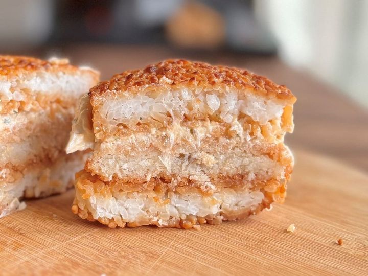 ボリューム満点の濃い味！【セブン】がっつり系ライスバーガーが凄い