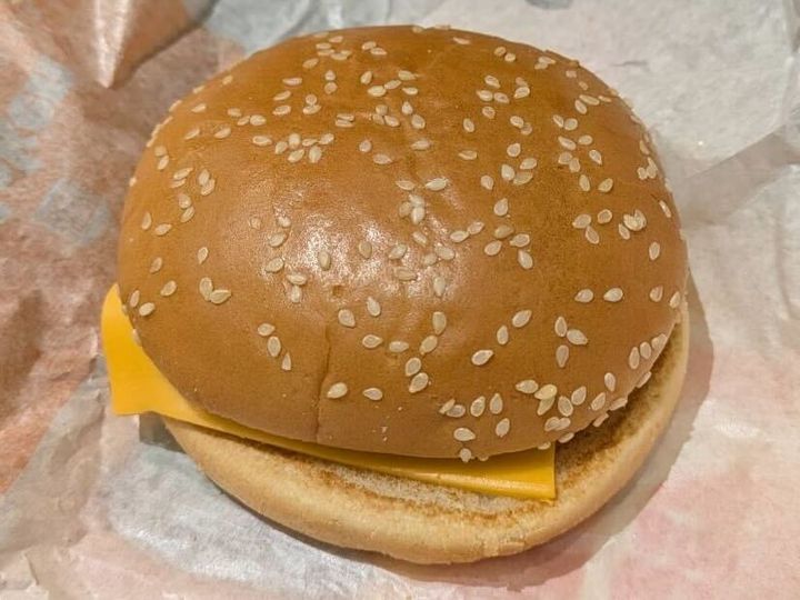 バーガーキングのフィッシュバーガー中身1