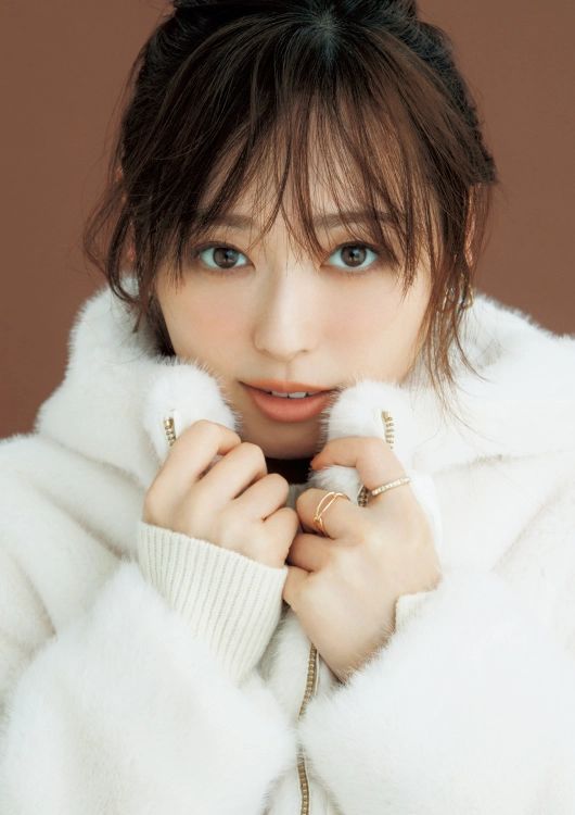 粉雪のように優しいファーに包まれてピュアな気分を堪能