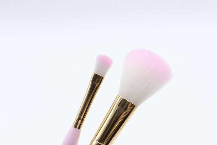 アイシャドウブラシM 魔法少女風 フェイスブラシ 魔法少女 毛先