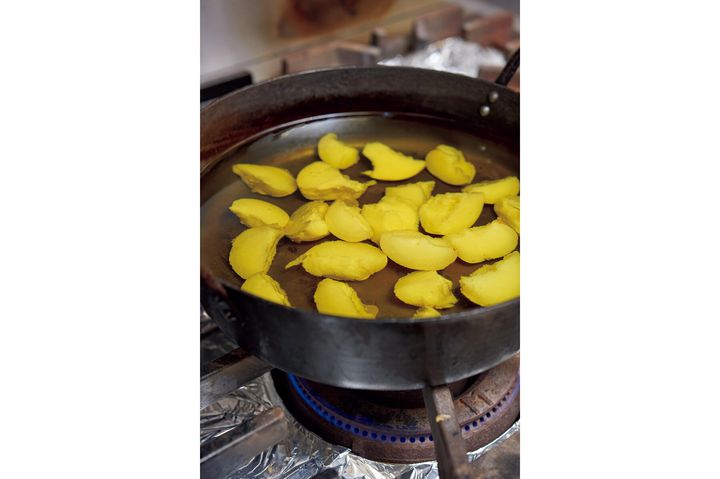 常温の油を注ぐ