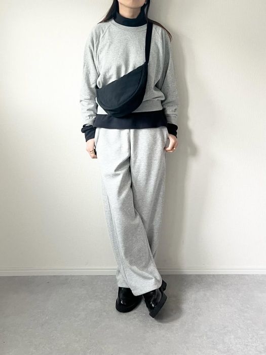 UNIQLO「ソフトニットフリースモックネックT」