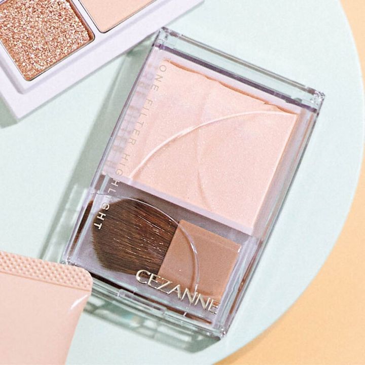 【セザンヌ】トーンフィルター ハイライト 01 693円（セザンヌ化粧品）