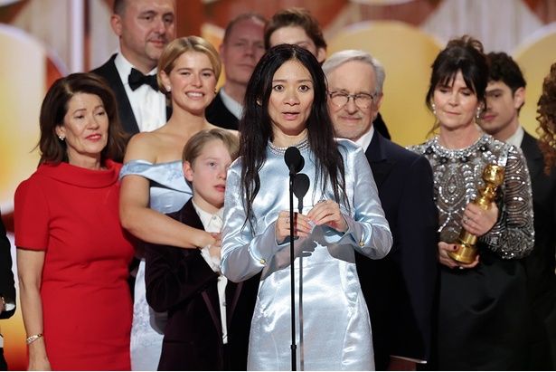 『ノマドランド』(20)のクロエ・ジャオが監督を務めた映画『ハムネット』(4月10日日本公開) Rich Polk/2026GG