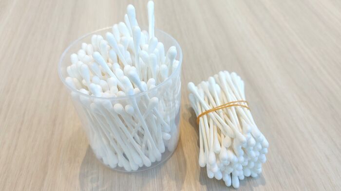 「ああ、やっちゃった…（涙）」と後悔する前に！綿棒ケースを落としてもバラバラにならない裏ワザ！