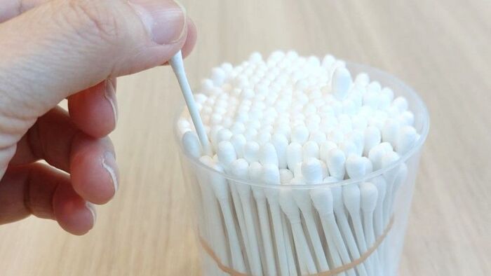 「ああ、やっちゃった…（涙）」と後悔する前に！綿棒ケースを落としてもバラバラにならない裏ワザ！
