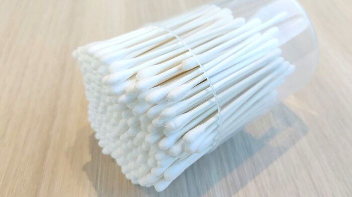 「ああ、やっちゃった…（涙）」と後悔する前に！綿棒ケースを落としてもバラバラにならない裏ワザ！