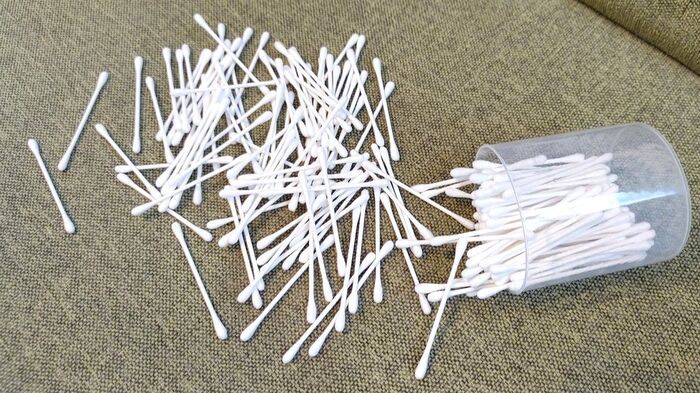 「ああ、やっちゃった…（涙）」と後悔する前に！綿棒ケースを落としてもバラバラにならない裏ワザ！