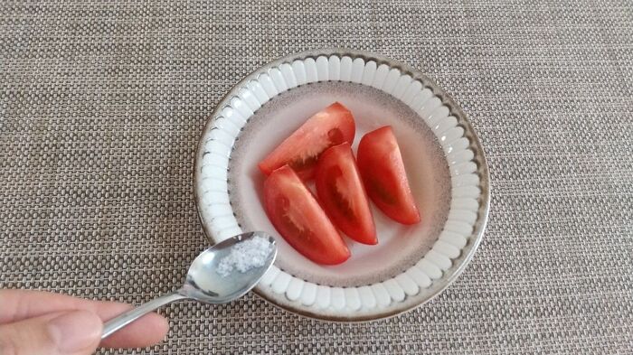 『砂糖』のポテンシャルが想像を超えていた！？安いお肉＆残念な野菜も→激変させる〈万能すぎる使い道3選〉！