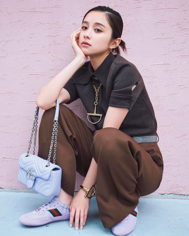 堀田真由カバーガール