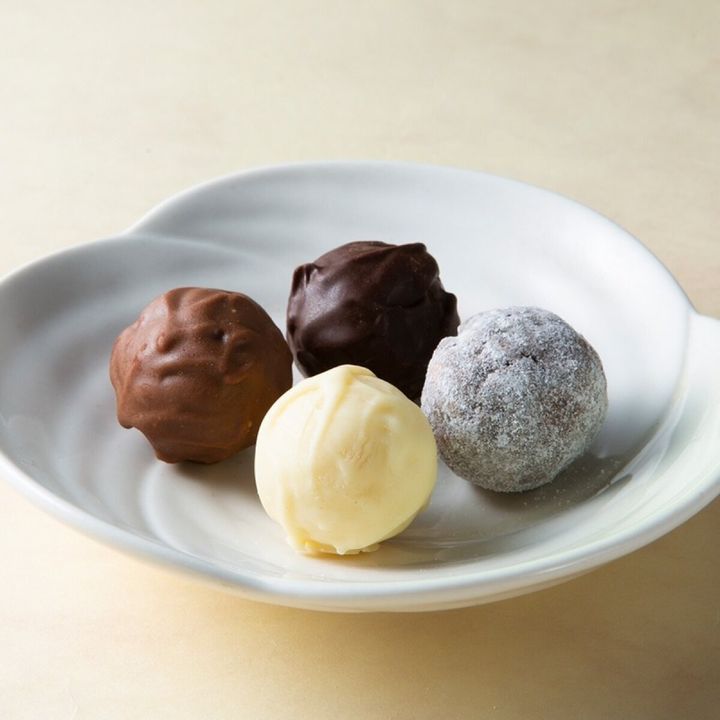 シャトレーゼ トリュフ 8個入