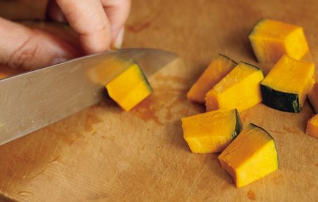 【子どもの偏食】ホットケーキミックスで手軽に野菜がとれる！ おたすけレシピ「かぼちゃのマフィン」の画像1