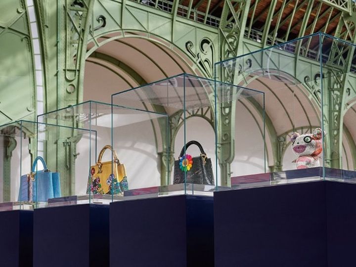 ルイ･ヴィトンがフランスの｢アート･バーゼル･パリ2025｣（25年10月開催）で発表した｢アーティーカプシーヌ 第7段 - ルイ･ヴィトン × 村上隆 コレクション｣