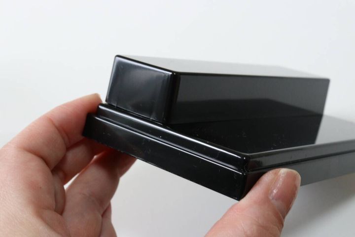 ミニコレクションボックス（取り外せるひな壇台座） 段差