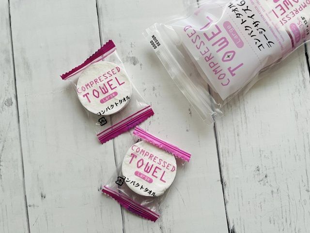 圧縮タオル（ラージサイズ、６枚）外袋はチャック付き