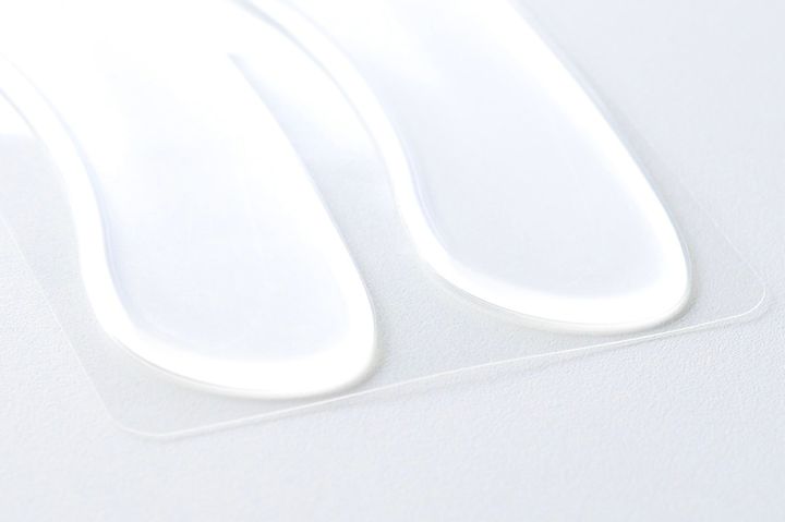 靴擦れ防止は100均でできる！テープやパッドでかかとや小指を守ろう