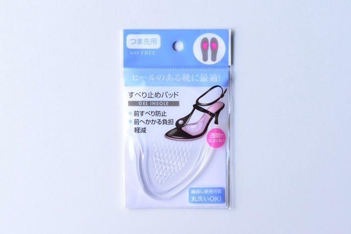 靴擦れ防止は100均でできる！テープやパッドでかかとや小指を守ろう