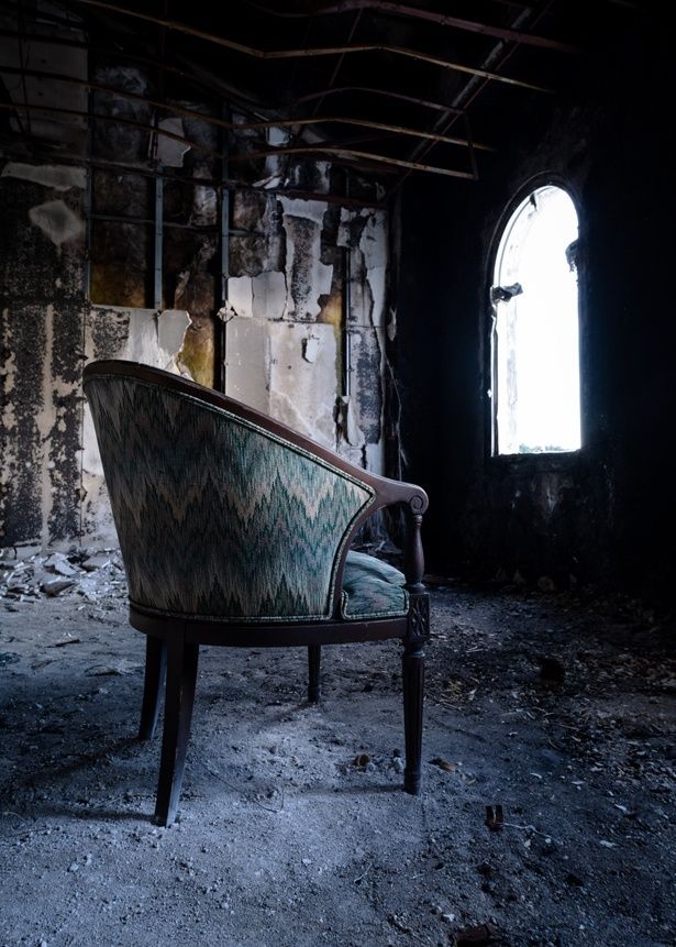 若林がホストのライブ配信を見ていた椅子 撮影/toshibo