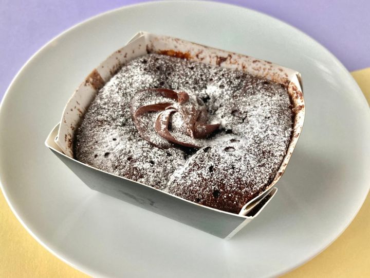 「ねっちりみっちり！コクがあってウマーい！！」【ファミマ】温めても美味しいチョコ系スイーツ