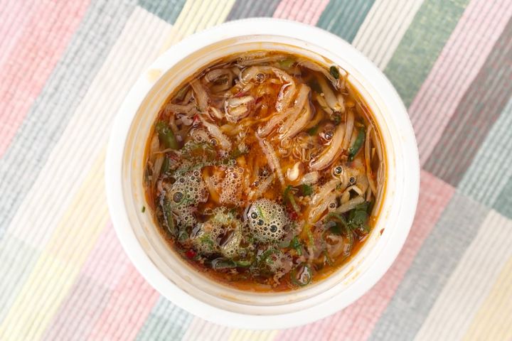 「リピしちゃいそう」【セブン】麺なしラーメンスープがハマるおいしさ