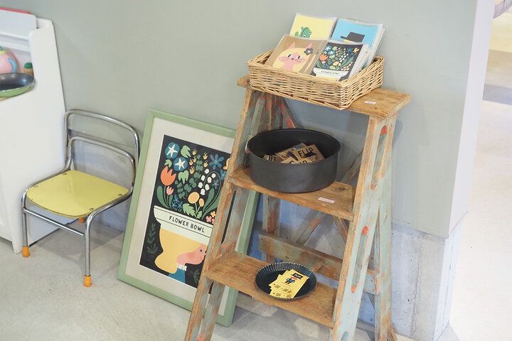 芦ノ湖ビューのカフェも♪ 箱根みやげにおすすめのモダンな雑貨が集まる「寄木 うちはら」