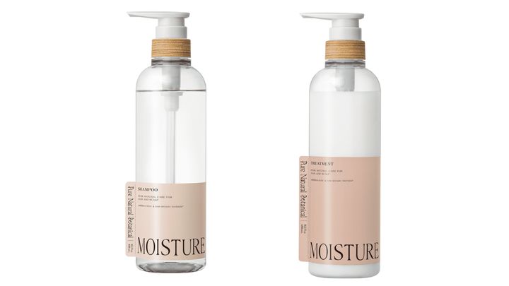 ピュアナチュラルボタニカル モイストリッチシャンプー&nbsp; ボトル 480ml 1,760（税込）、同モイストリッチトリートメント ボトル 480ml ¥1,760（税込）／ともにピュアナチュラルボタニカル 問い合わせ先：03-6757-7767
