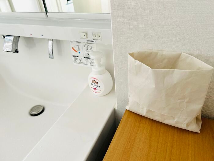 通販段ボールに入ってる『紙の緩衝材』捨てるの待って！地味に役立つ便利グッズがたった1分でできちゃった♡