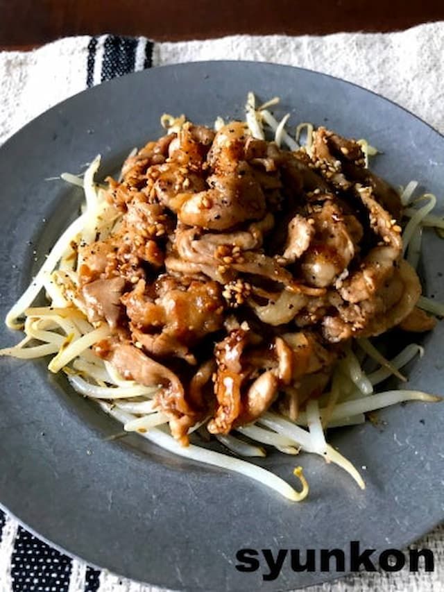 「豚こまもやしの特製醤油だれ」レシピ