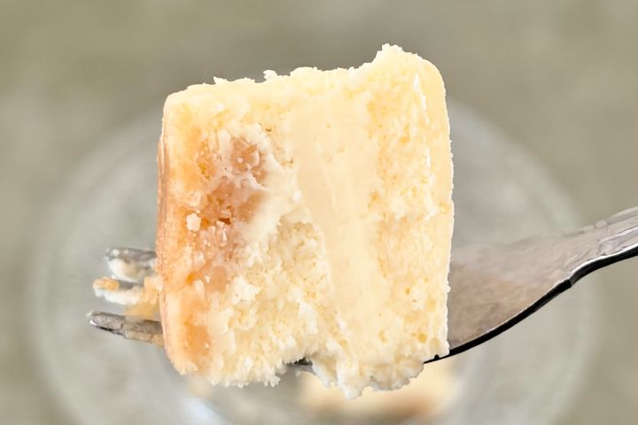 「滑らかな食感と濃厚なコク」「うま」【セブン】の真っ白ケーキの味は？